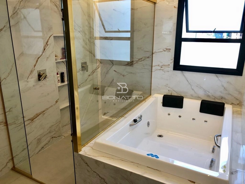 Casa à venda com 5 dormitórios beira lago: 24ª foto da galeria de imagens do imóvel