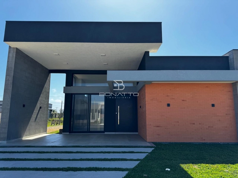 Casa linear nova à venda em Atlãntida sul: 2ª foto da galeria de imagens do imóvel