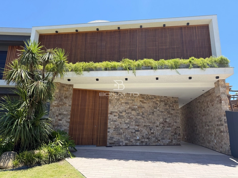 Sobrado à venda no Condomínio Sunset