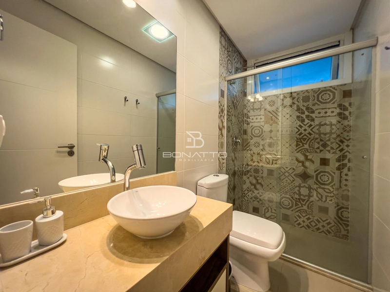 Casa à venda com 4 suites beira lago: 31ª foto da galeria de imagens do imóvel