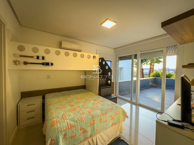 Casa à venda com 4 suites beira lago: 43ª foto da galeria de imagens do imóvel