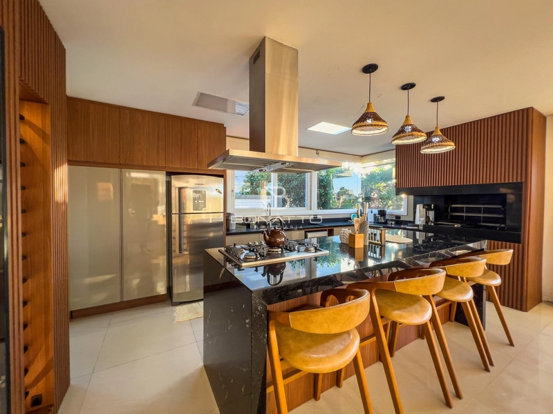 Casa à venda com 4 suites beira lago: 13ª foto da galeria de imagens do imóvel