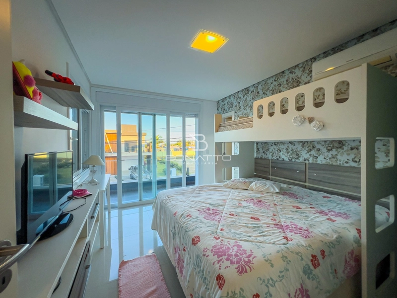 Casa à venda com 4 suites beira lago: 35ª foto da galeria de imagens do imóvel