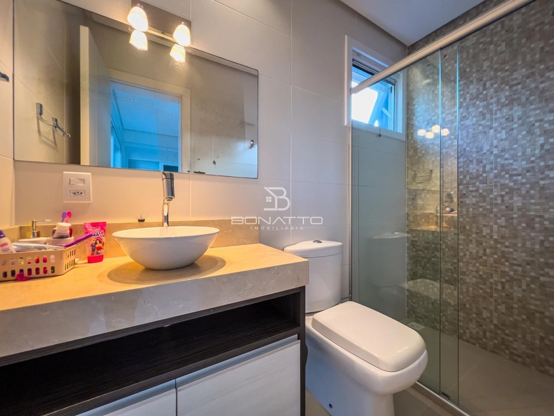 Casa à venda com 4 suites beira lago: 38ª foto da galeria de imagens do imóvel