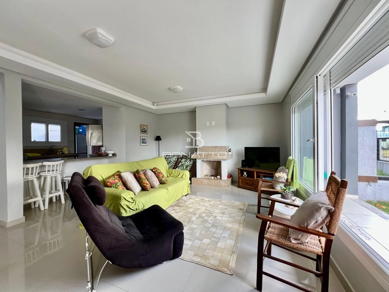 Casa à venda em Atlântida Sul: 3ª foto da galeria de imagens do imóvel