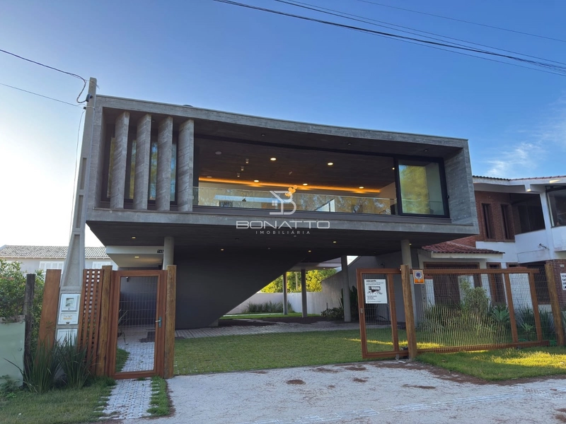 Casa á venda beira mar na Noiva do Mar: 3ª foto da galeria de imagens do imóvel