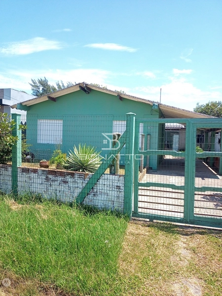 Ótima Casa em Atlântida Sul: 2ª foto da galeria de imagens do imóvel