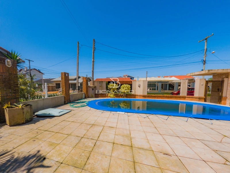 Sobrado com piscina a venda em Imbé: 51ª foto da galeria de imagens do imóvel