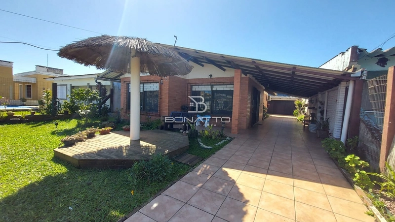 Casa à Venda no Centro de Imbé – Conforto e Localização Privilegiada!: 3ª foto da galeria de imagens do imóvel