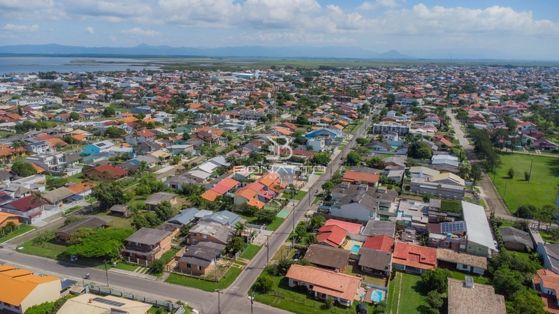 Sobrado à Venda no Centro de Imbé, Conforto e Qualidade de Vida!!: 6ª foto da galeria de imagens do imóvel
