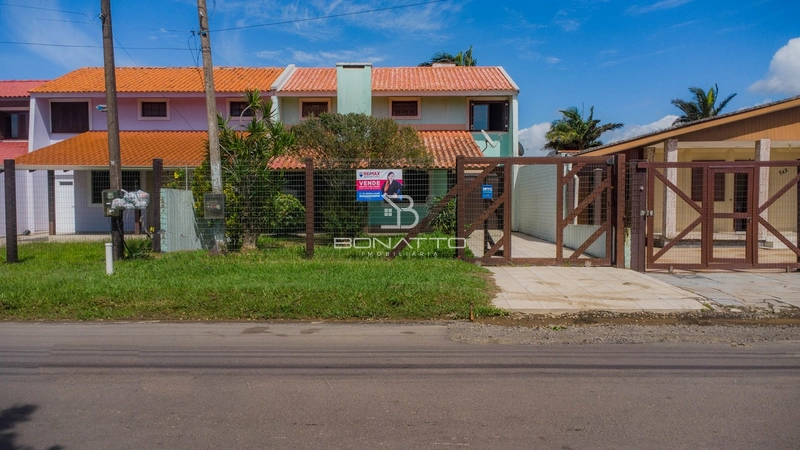 Sobrado à Venda no Centro de Imbé, Conforto e Qualidade de Vida!!: 2ª foto da galeria de imagens do imóvel