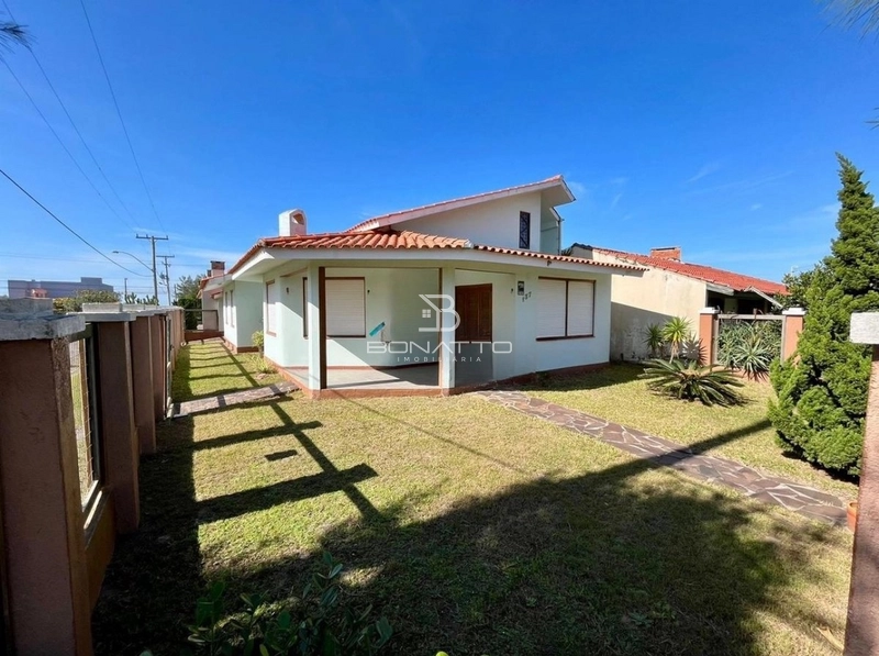 Casa a 100m do mar: 1ª foto da galeria de imagens do imóvel