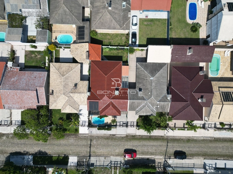 Casa à Venda em Atlântida Sul – Conforto, Espaço e Lazer!: 39ª foto da galeria de imagens do imóvel