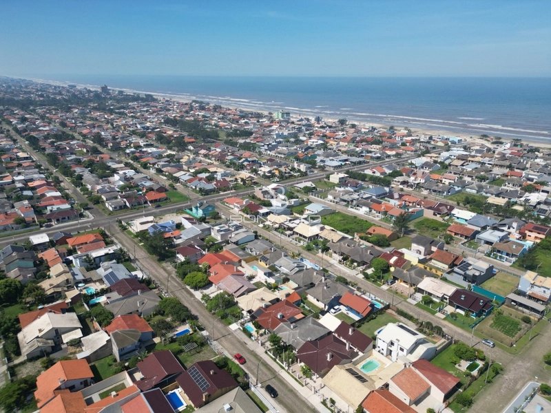 Casa à Venda em Atlântida Sul – Conforto, Espaço e Lazer!: 87ª foto da galeria de imagens do imóvel