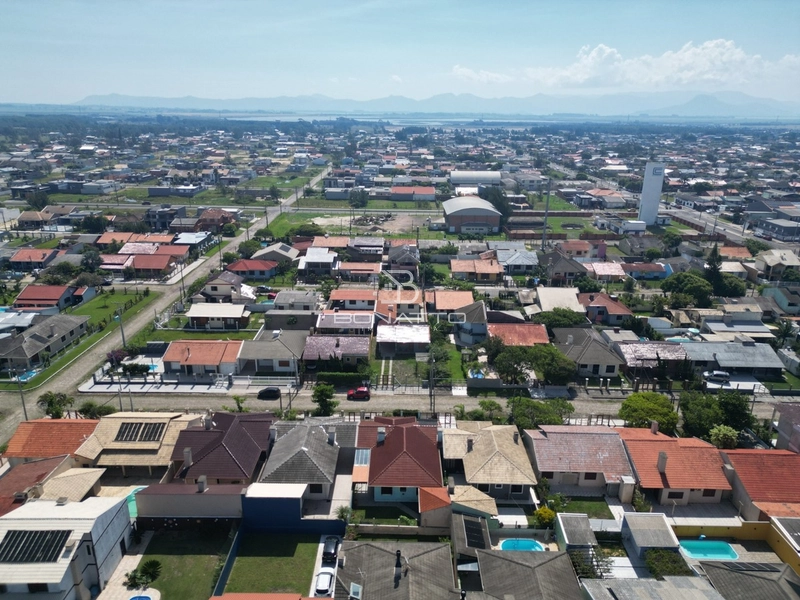 Casa à Venda em Atlântida Sul – Conforto, Espaço e Lazer!: 85ª foto da galeria de imagens do imóvel