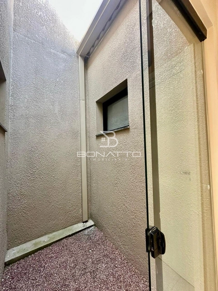 Casa Ampla e Moderna à Venda no Centro de Imbé – Frente Leste: 8ª foto da galeria de imagens do imóvel