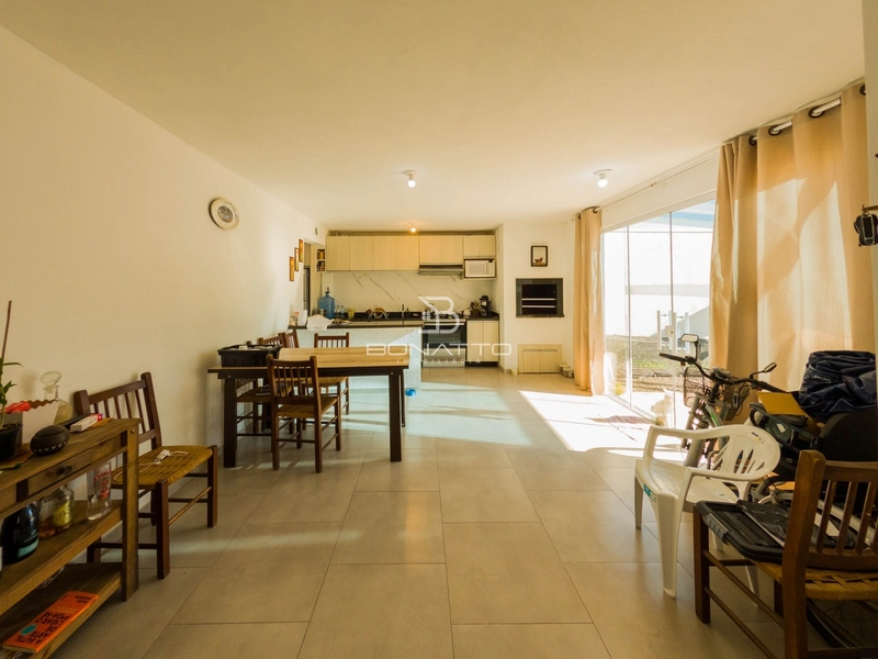 Casa Moderna à Venda próximo ao mar no Balneário Presidente em Imbé: 6ª foto da galeria de imagens do imóvel