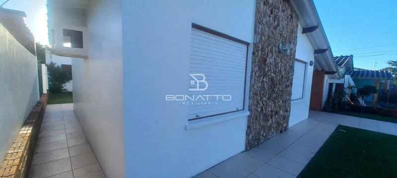 Casa à Venda no Centro de Atlântida Sul! Conforto e praticidade!: 6ª foto da galeria de imagens do imóvel
