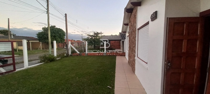 Casa à Venda no Centro de Atlântida Sul! Conforto e praticidade!: 8ª foto da galeria de imagens do imóvel