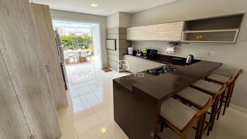 Casa no Condomínio Las Palmas: 3ª foto da galeria de imagens do imóvel
