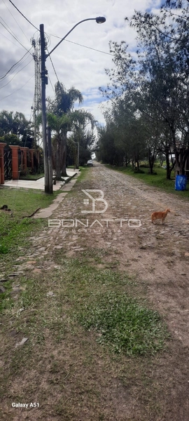 Lote á venda: 2ª foto da galeria de imagens do imóvel