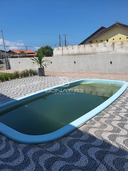 Casa à Venda no Centro de Imbé – 3 dormitórios com piscina!: 2ª foto da galeria de imagens do imóvel