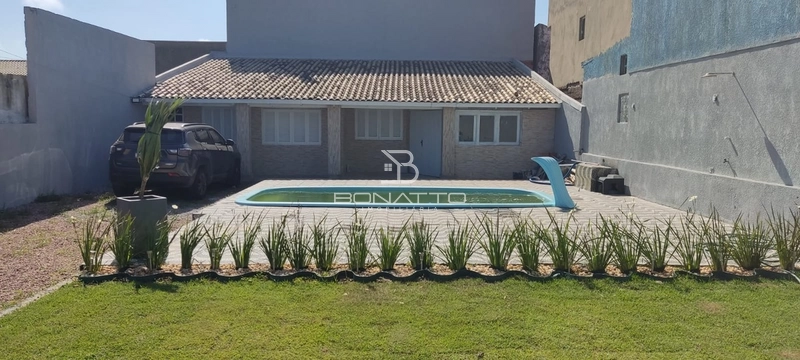 Casa à Venda no Centro de Imbé – 3 dormitórios com piscina!: 1ª foto da galeria de imagens do imóvel