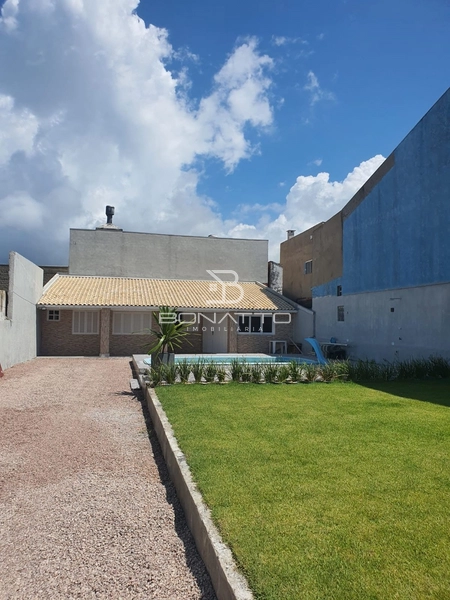 Casa à Venda no Centro de Imbé – 3 dormitórios com piscina!: 3ª foto da galeria de imagens do imóvel
