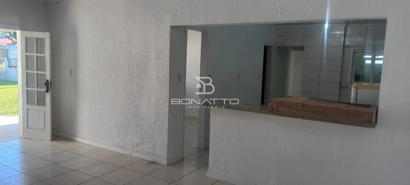 Casa à Venda em Atlântida Sul – Comercial e/ou Residencial!: 5ª foto da galeria de imagens do imóvel