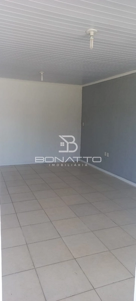 Casa à Venda em Atlântida Sul – Comercial e/ou Residencial!: 3ª foto da galeria de imagens do imóvel