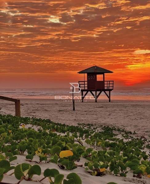 Lote á venda em Atlantida Sul: 1ª foto da galeria de imagens do imóvel