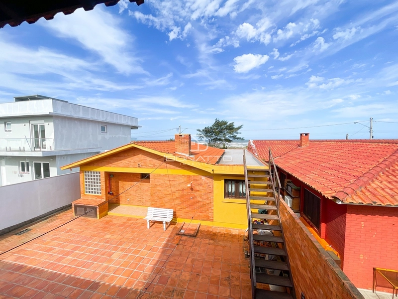 Casa á beira mar: 2ª foto da galeria de imagens do imóvel