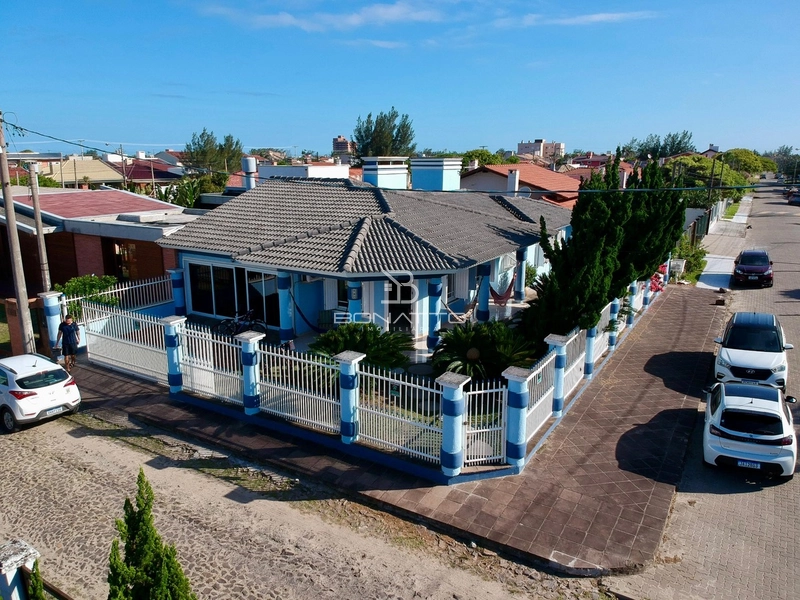 Casa em Rainha do Mar: 1ª foto da galeria de imagens do imóvel