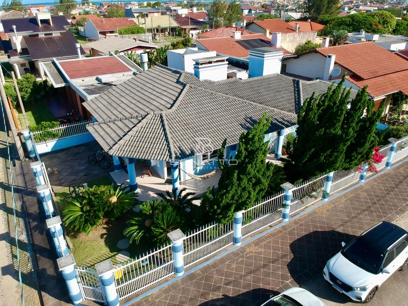 Casa em Rainha do Mar: 21ª foto da galeria de imagens do imóvel