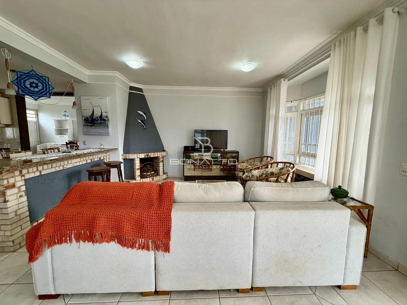 Casa em Noiva do Mar: 4ª foto da galeria de imagens do imóvel