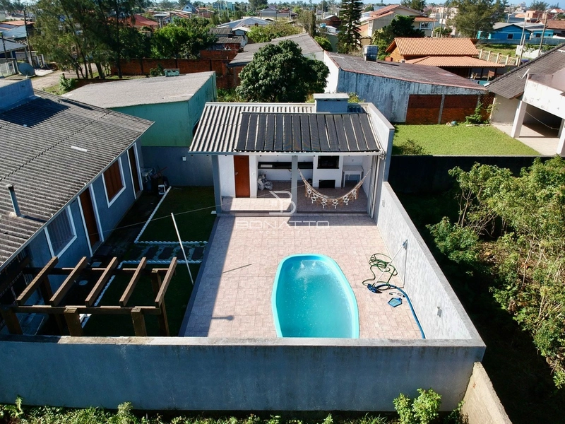 Casa á venda em Atlântida Sul: 5ª foto da galeria de imagens do imóvel