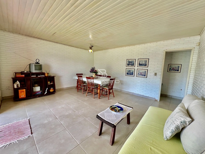 CASA LINDA NA PRAIA DE RAINHA DO MAR - XANGRI-LÁ/RS: 11ª foto da galeria de imagens do imóvel