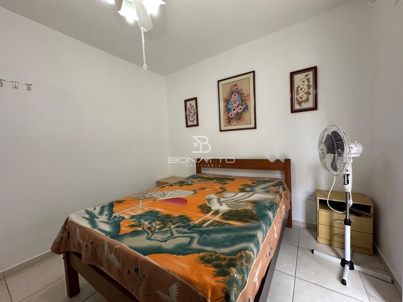 Apartamento no centro e uma quadra do mar: 2ª foto da galeria de imagens do imóvel
