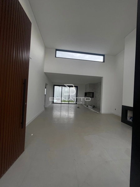Casa de Alto Padrão: 5ª foto da galeria de imagens do imóvel