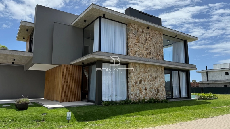 Sobrado de Alto Padrão: 41ª foto da galeria de imagens do imóvel