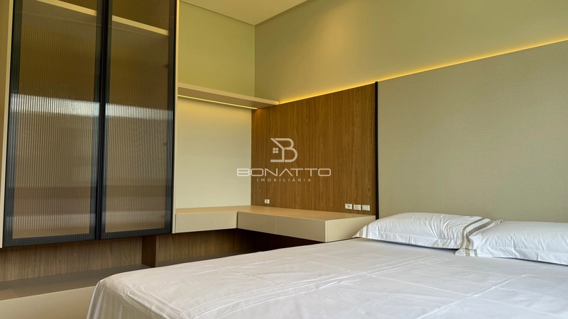 Sobrado de Alto Padrão: 33ª foto da galeria de imagens do imóvel