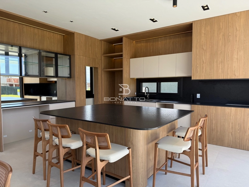 Sobrado de Alto Padrão: 18ª foto da galeria de imagens do imóvel