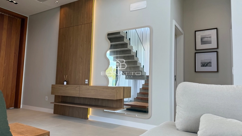 Sobrado de Alto Padrão: 35ª foto da galeria de imagens do imóvel