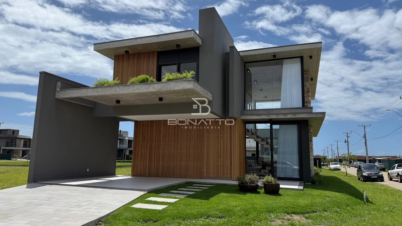 Sobrado de Alto Padrão: 36ª foto da galeria de imagens do imóvel