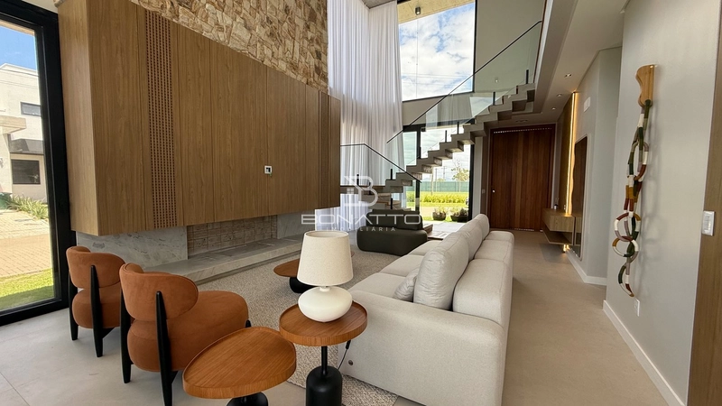 Sobrado de Alto Padrão: 32ª foto da galeria de imagens do imóvel