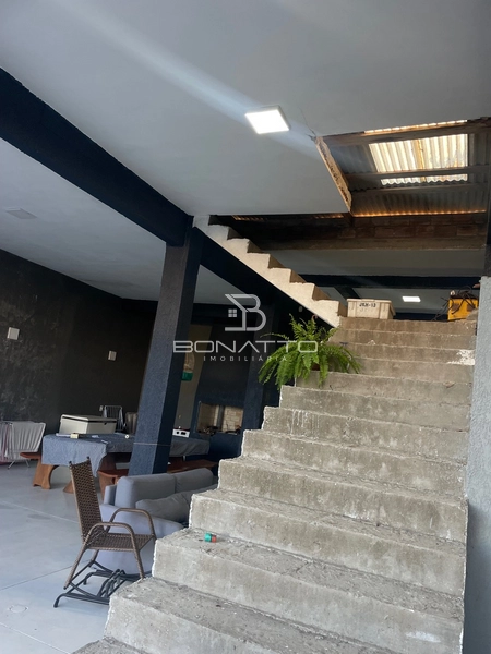 Sobrado pronto pra construir pra cima!: 5ª foto da galeria de imagens do imóvel
