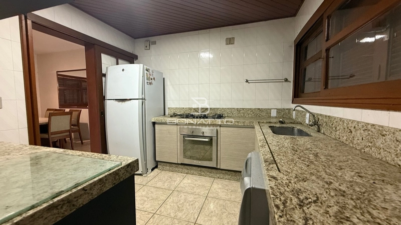 Sobrado próximo a plataforma de Tramandaí: 8ª foto da galeria de imagens do imóvel