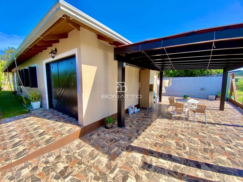 Casa NA ÁREA DE MORADORES