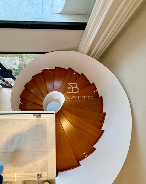 Beira lago em condomínio fechado: 22ª foto da galeria de imagens do imóvel