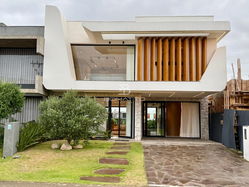 Beira lago em condomínio fechado: 7ª foto da galeria de imagens do imóvel